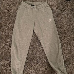 nike sweats